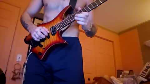 Snapshot of polishrifle3 chatting on December 12, 7:19 am jaws online show from December 12, 7:19 am