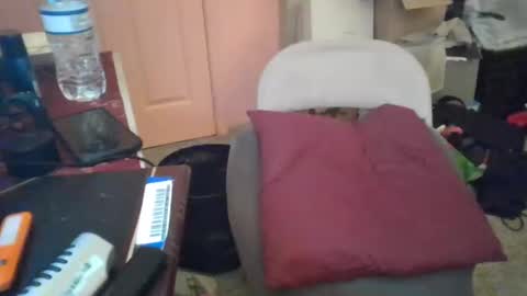 Snapshot of polishrifle3 chatting on January 26, 8:57 am jaws online show from January 26, 8:57 am