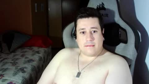 Pollito online show from December 25, 6:52 am