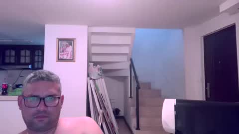 pollo3032 online show from January 8, 12:37 pm