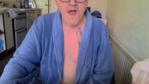 poshman65 online show from March 10, 11:05 am