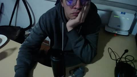 powerfulzeus2 online show from October 31, 2:02 am