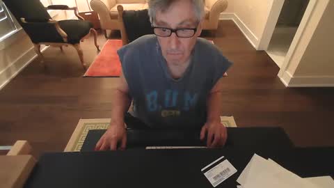 Snapshot of preppydave2525 chatting on January 13, 3:58 pm preppydave2525 online show from January 13, 3:58 pm