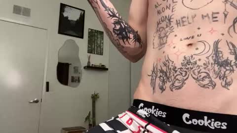 pretty boy online show from February 5, 3:13 am