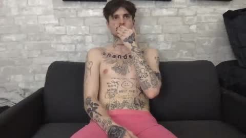 pretty boy online show from January 22, 2:15 am