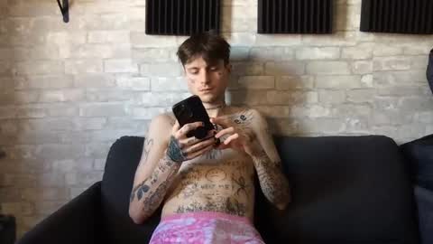 pretty boy online show from December 20, 8:23 pm