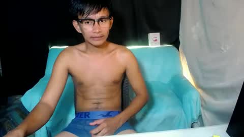 Snapshot of prince_zaijan chatting on February 8, 9:46 am Prince Zaijan online show from February 8, 9:46 am