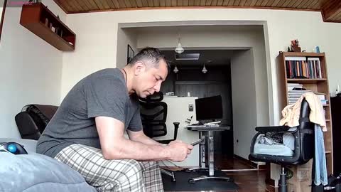 Probardetodo independent model online show from January 9, 6:36 pm