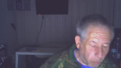 projectorepson online show from April 3, 7:10 pm