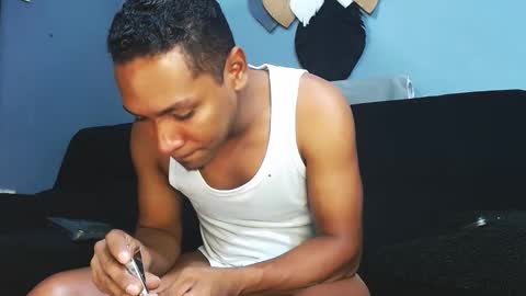 Grande y Gruesa online show from October 29, 6:49 am