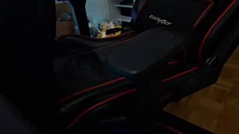 pryli27 online show from April 4, 10:40 pm