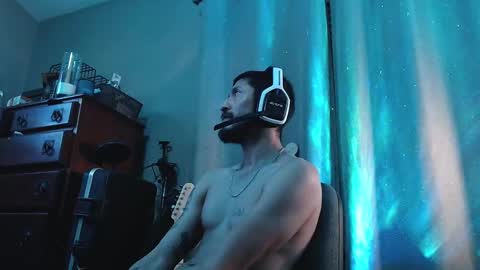 Snapshot of psilocipher chatting on October 8, 8:18 am Sk8wave online show from October 8, 8:18 am