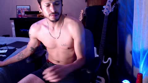 Snapshot of psilocipher chatting on January 26, 2:30 pm Sk8wave online show from January 26, 2:30 pm