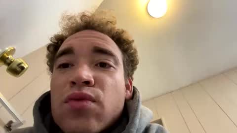 pufftropica online show from November 25, 8:27 am