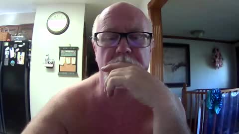 Snapshot of pussylover1365 chatting on September 17, 9:16 pm pussylover1365 online show from September 17, 9:16 pm