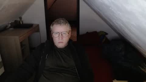 pussylovercb online show from December 3, 8:20 am