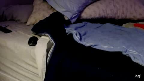 Snapshot of quay17 chatting on December 24, 8:22 am Quay17 online show from December 24, 8:22 am