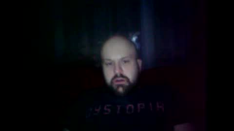 Snapshot of quebecboy233 chatting on March 6, 5:03 am quebecboy233 online show from March 6, 5:03 am