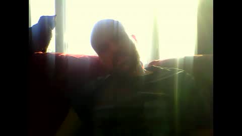 Snapshot of quebecboy233 chatting on February 28, 1:58 pm quebecboy233 online show from February 28, 1:58 pm