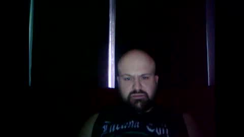 Snapshot of quebecboy233 chatting on October 29, 2:20 pm quebecboy233 online show from October 29, 2:20 pm