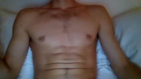 Snapshot of quiii1103 chatting on October 5, 2:04 am quiii1103 online show from October 5, 2:04 am