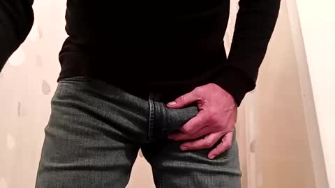 r2424 online show from December 7, 1:15 am