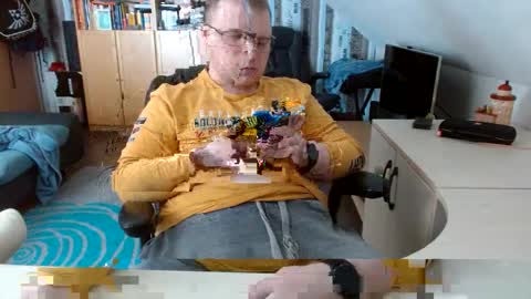 Justin online show from March 2, 12:58 pm