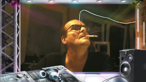 dj mike online show from November 15, 10:34 pm