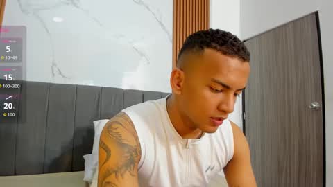 rafa_cruz online show from October 2, 12:09 pm