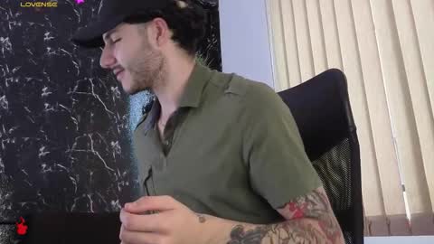 R A F A E L online show from February 10, 8:46 pm