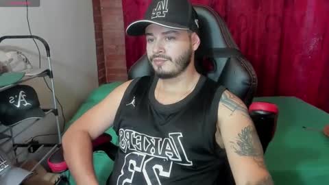 Snapshot of ragnar_lothbrok77 chatting on March 4, 11:00 pm ragnar_lothbrok77 online show from March 4, 11:00 pm