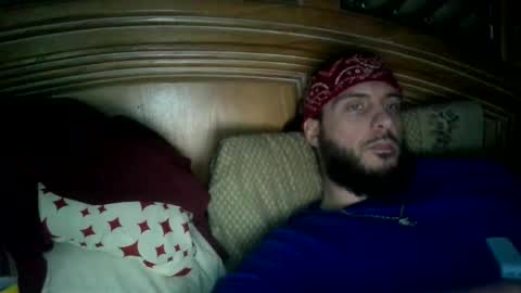 Snapshot of raidersman757 chatting on February 5, 12:31 am hitman online show from February 5, 12:31 am