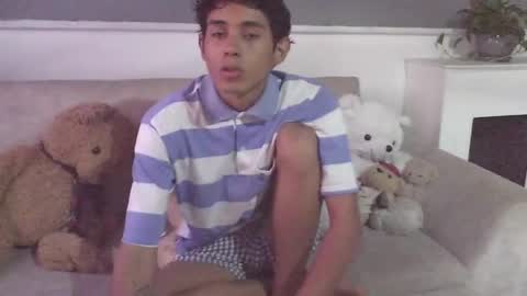 rami_hot0 online show from September 15, 10:33 pm