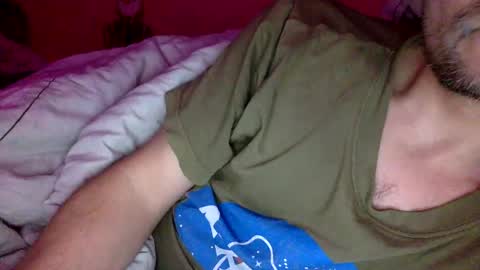 Snapshot of randobad12 chatting on February 16, 9:48 pm randobad12 online show from February 16, 9:48 pm