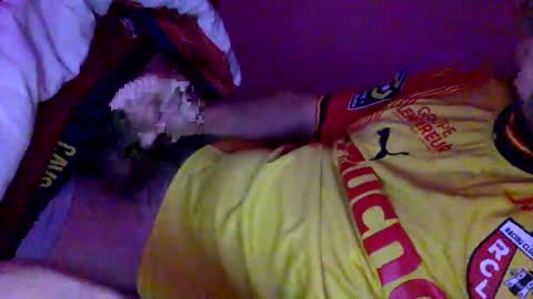 Snapshot of randobad12 chatting on December 26, 10:41 pm randobad12 online show from December 26, 10:41 pm