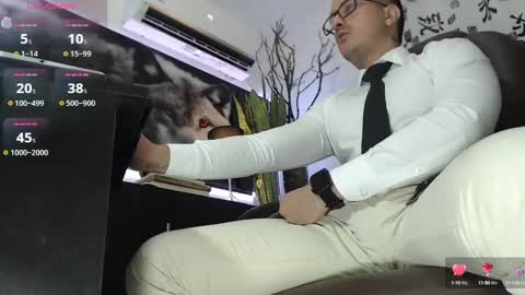 randylukehot online show from December 13, 9:09 pm