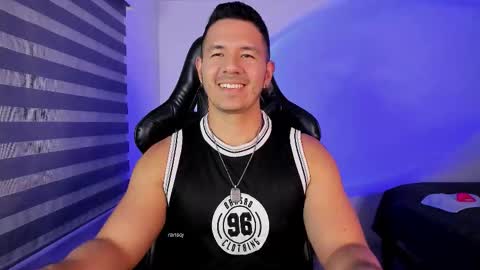 Jonas online show from November 15, 11:51 pm