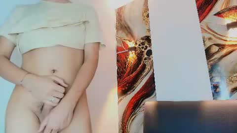 raphael_nyon1 online show from June 19, 9:15 am