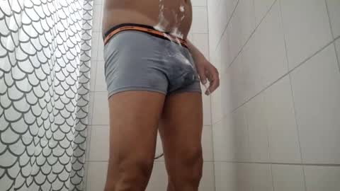 Snapshot of rauw chatting on October 20, 11:58 am rauw online show from October 20, 11:58 am