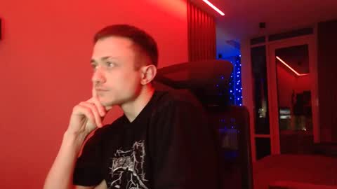 Snapshot of ravine_doleg chatting on February 20, 12:19 am Alex Nash online show from February 20, 12:19 am