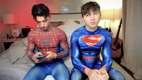 Snapshot of rawr_itsben chatting on October 23, 10:13 pm Its Ben online show from October 23, 10:13 pm