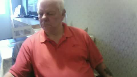 Snapshot of ray47 chatting on September 20, 7:08 am ray47 online show from September 20, 7:08 am