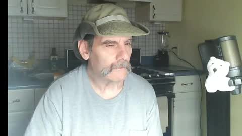 Ray online show from April 14, 8:58 am