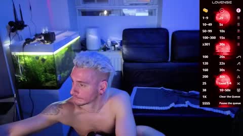 Rayzel online show from February 13, 1:56 am