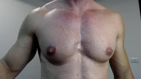 razorramon13 online show from January 4, 8:17 am