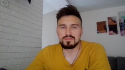 Razvan27h online show from January 27, 9:44 am