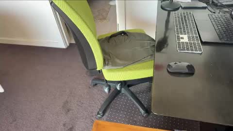 readwithjordanv online show from April 19, 11:51 pm