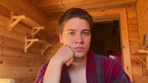 Snapshot of realsupermichael chatting on September 29, 12:46 pm AliceEve online show from September 29, 12:46 pm