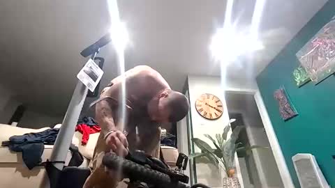 recka810 online show from November 10, 5:01 am