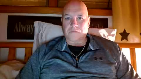 Snapshot of recman15 chatting on October 13, 1:44 am Mtn. Man online show from October 13, 1:44 am